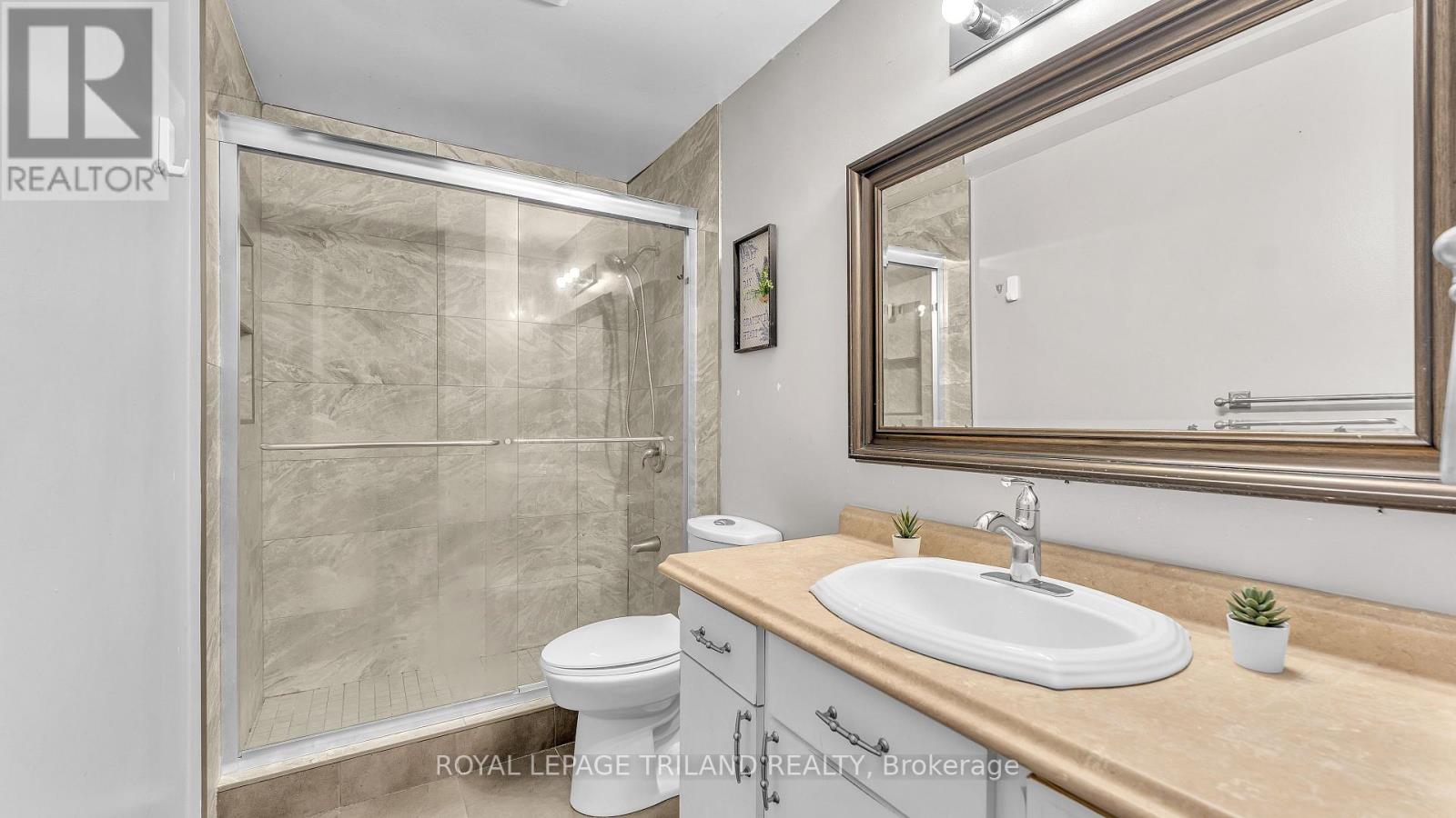 1 - 1247 Huron Street, London East, Ontario  N5Y 4X7 - Photo 11 - X12577644