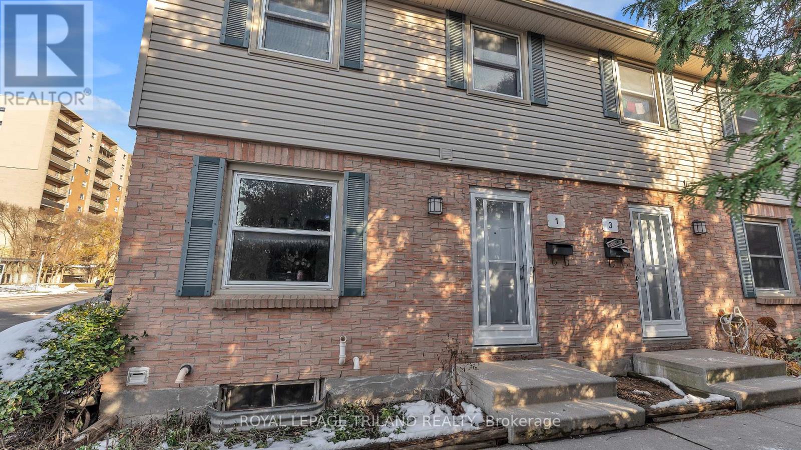 1 - 1247 Huron Street, London East, Ontario  N5Y 4X7 - Photo 2 - X12577644