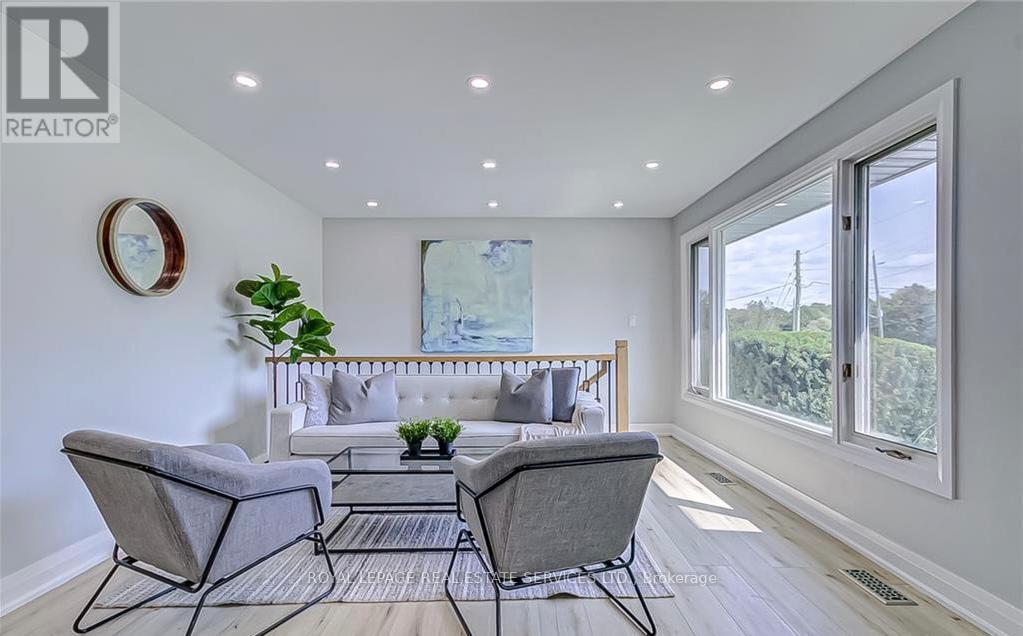 40 Ewing Street, Halton Hills, Ontario  L7G 2P9 - Photo 10 - W12576126