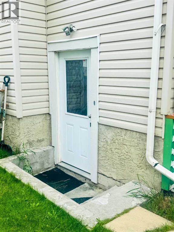 68 Martha's Haven Gardens Ne, Calgary, Alberta  T3J 3W1 - Photo 3 - A2243597