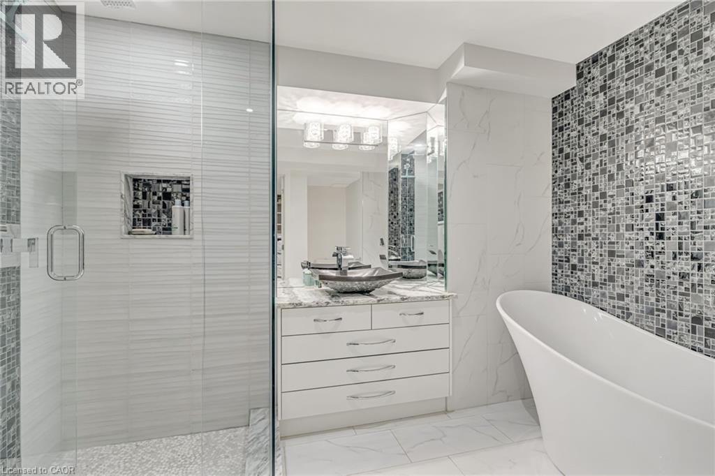 8 Keewaydin Street, Waterdown, Ontario  L8B 0K1 - Photo 41 - 40787419