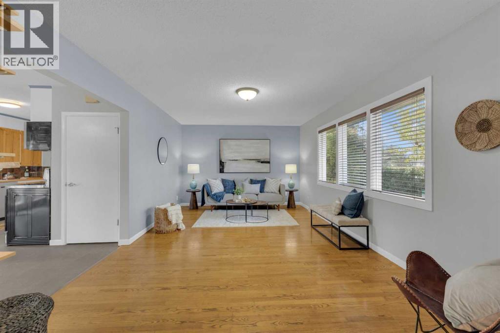 3965 38a Avenue, Red Deer, Alberta  T4N 2V6 - Photo 1 - A2267820