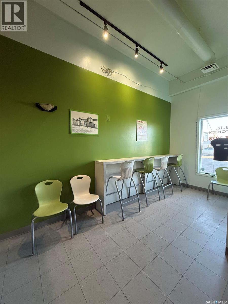 6843 Rochdale Boulevard, Regina, Saskatchewan  S4X 2Z2 - Photo 3 - SK024698
