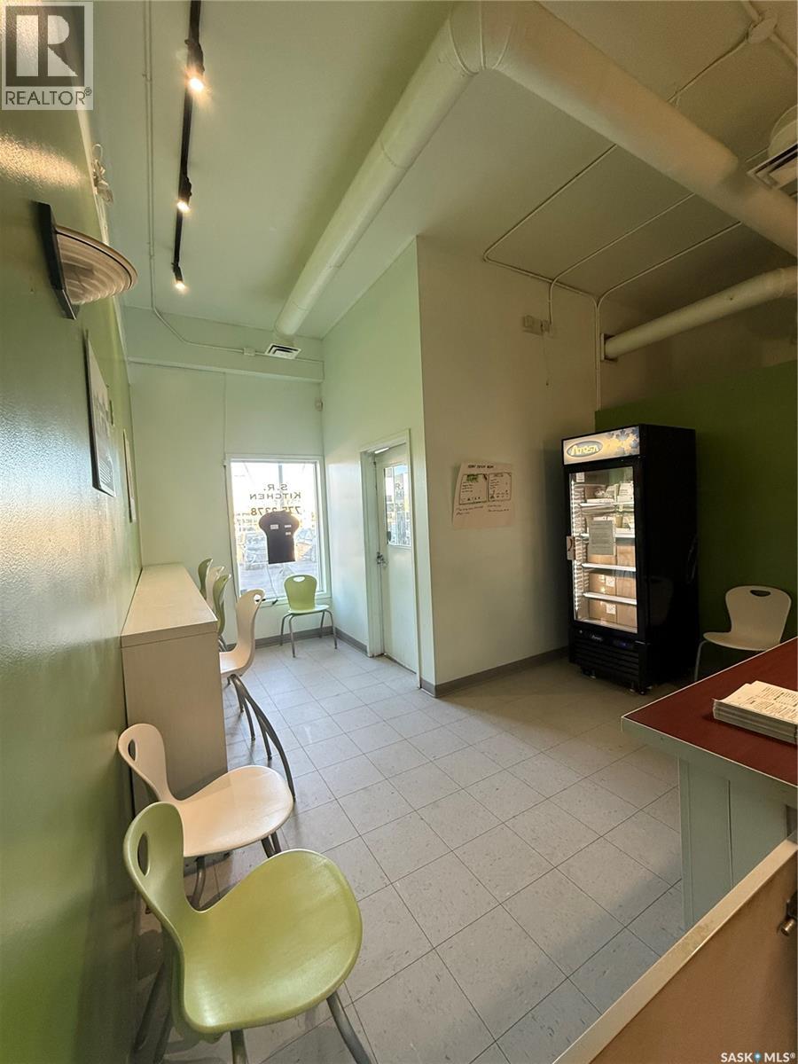 6843 Rochdale Boulevard, Regina, Saskatchewan  S4X 2Z2 - Photo 4 - SK024698