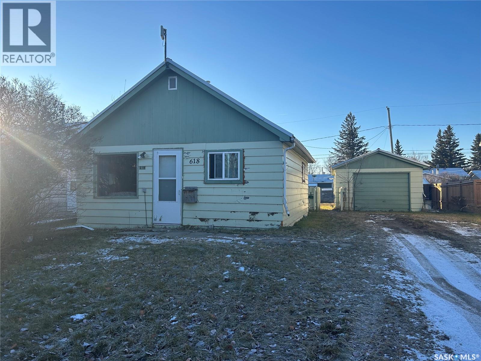 618 98th Avenue, Tisdale, Saskatchewan  S0E 1T0 - Photo 1 - SK024684