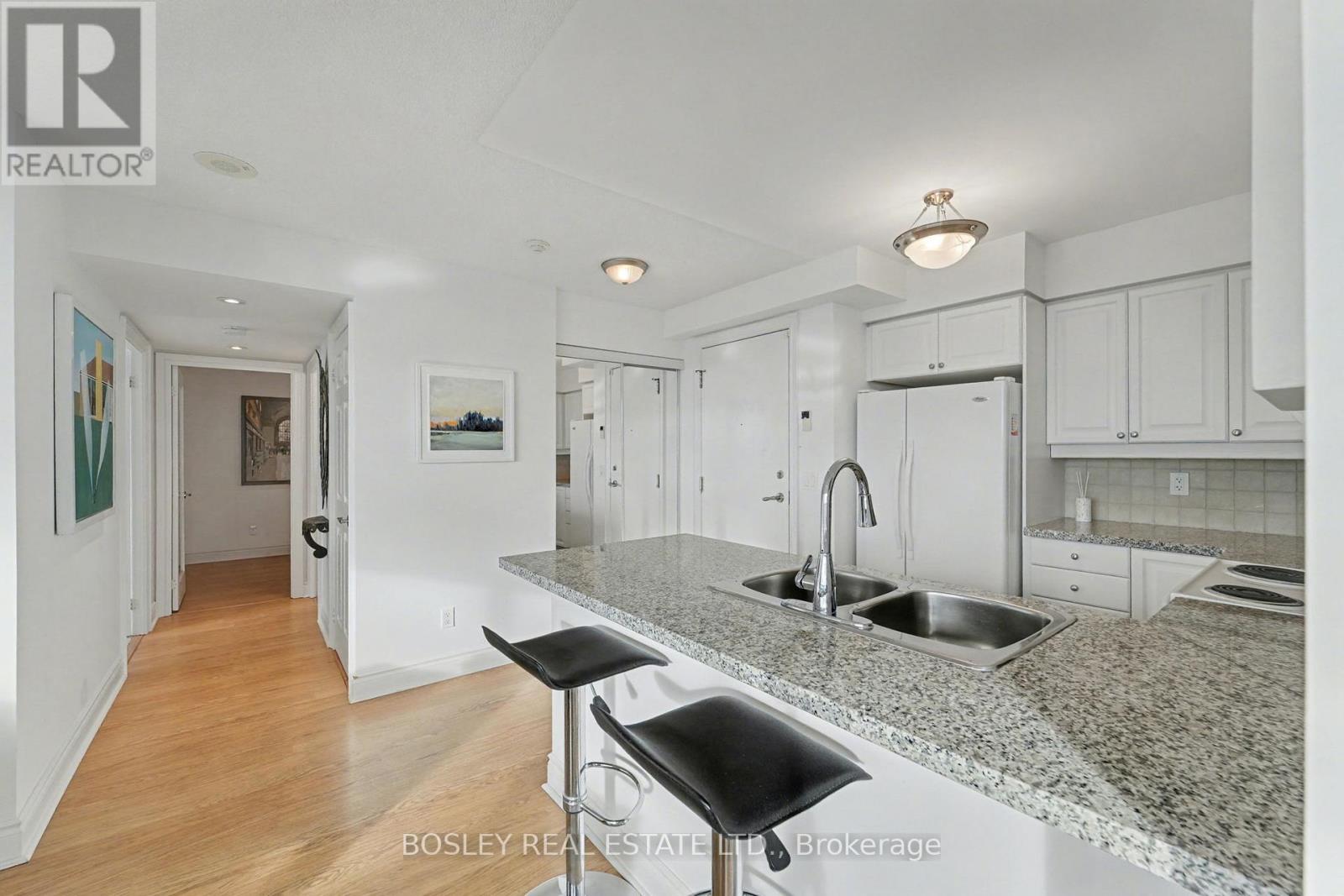3006 - 15 Greenview Avenue, Toronto, Ontario  M2M 4M7 - Photo 7 - C12577804
