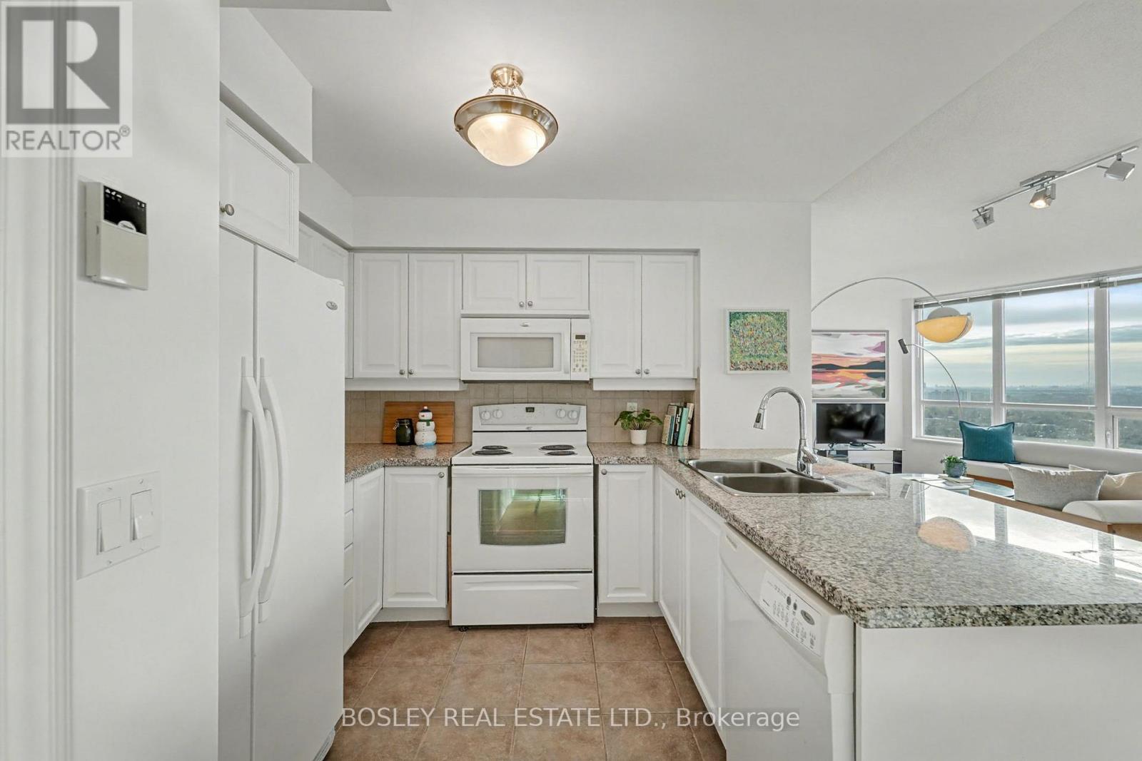 3006 - 15 Greenview Avenue, Toronto, Ontario  M2M 4M7 - Photo 9 - C12577804