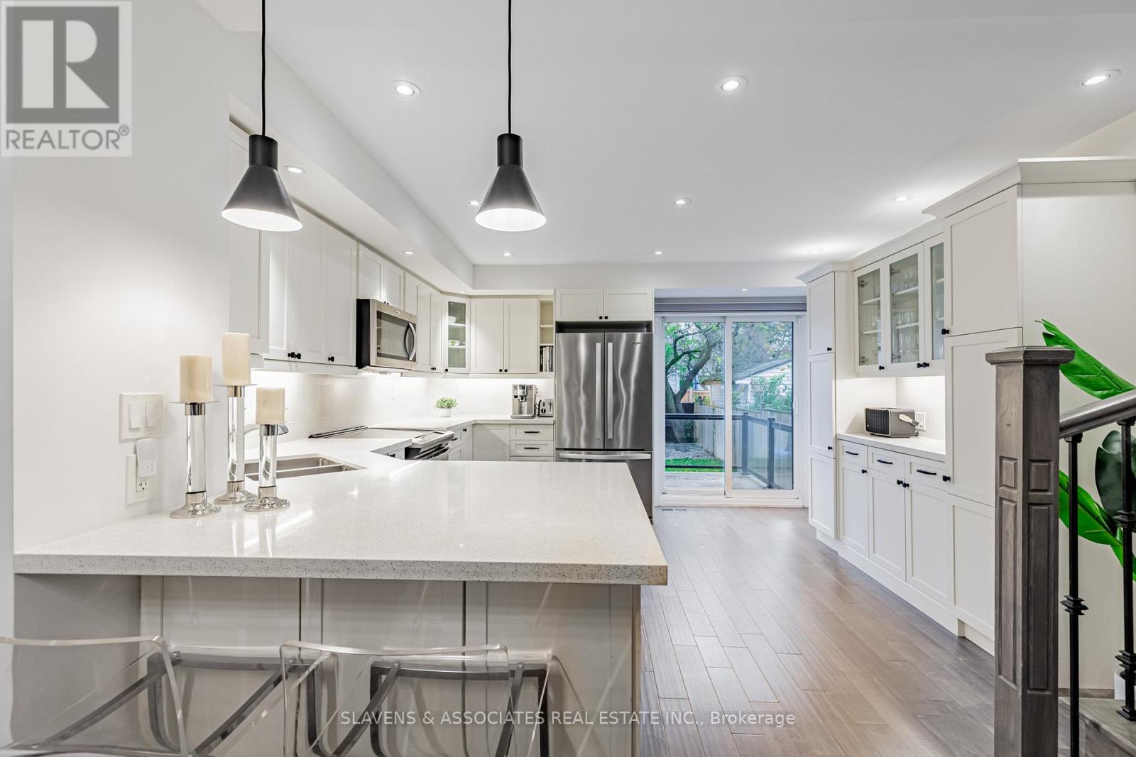 111 Cedric Avenue, Toronto, Ontario  M6C 3X7 - Photo 13 - C12577812