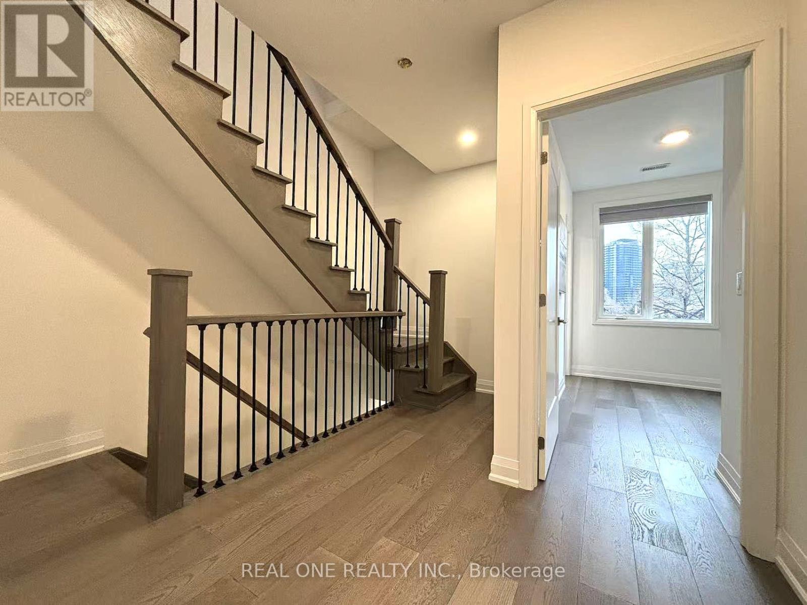3 - 35 Dervock Crescent, Toronto, Ontario  M2K 0G7 - Photo 27 - C12578022