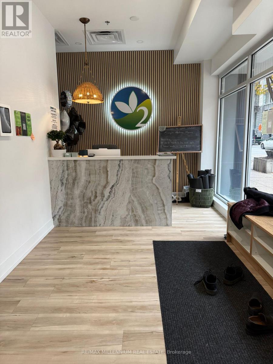 4 - 410 Adelaide Street, Toronto, Ontario  M5V 1S8 - Photo 3 - C12578042