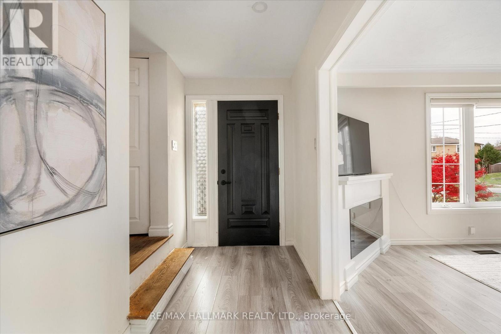 44 Athenia Court, Toronto, Ontario  M1E 2C1 - Photo 9 - E12577850