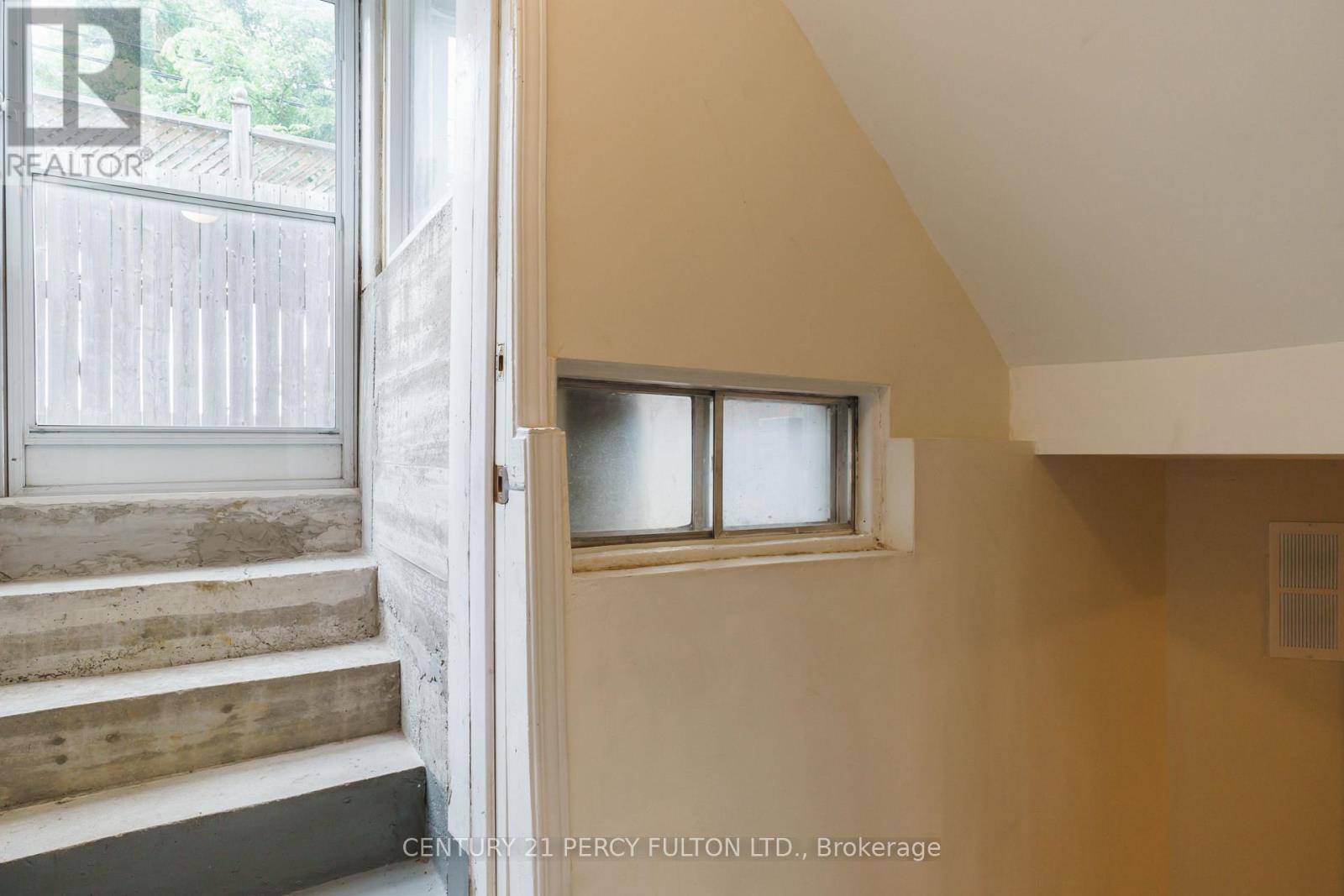 Bsmt - 103 Spring Forest Square, Toronto, Ontario  M1S 4W7 - Photo 16 - E12578048