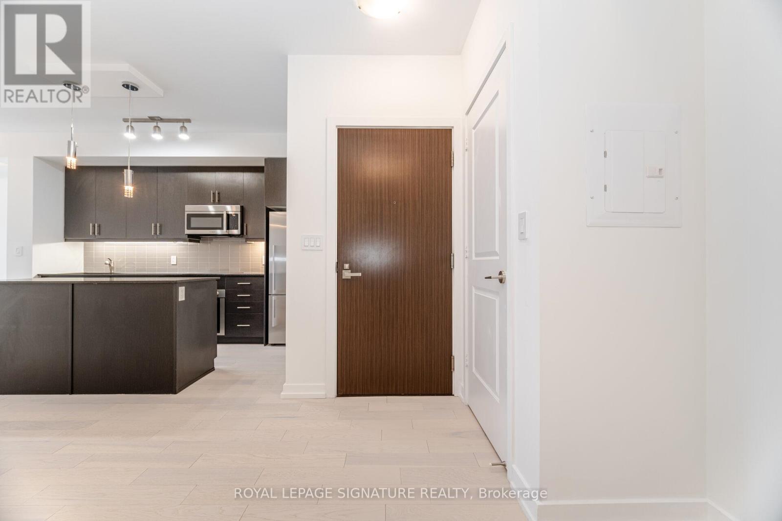 1501 - 1 The Esplanade Drive, Toronto, Ontario  M5E 0A8 - Photo 15 - C12449887