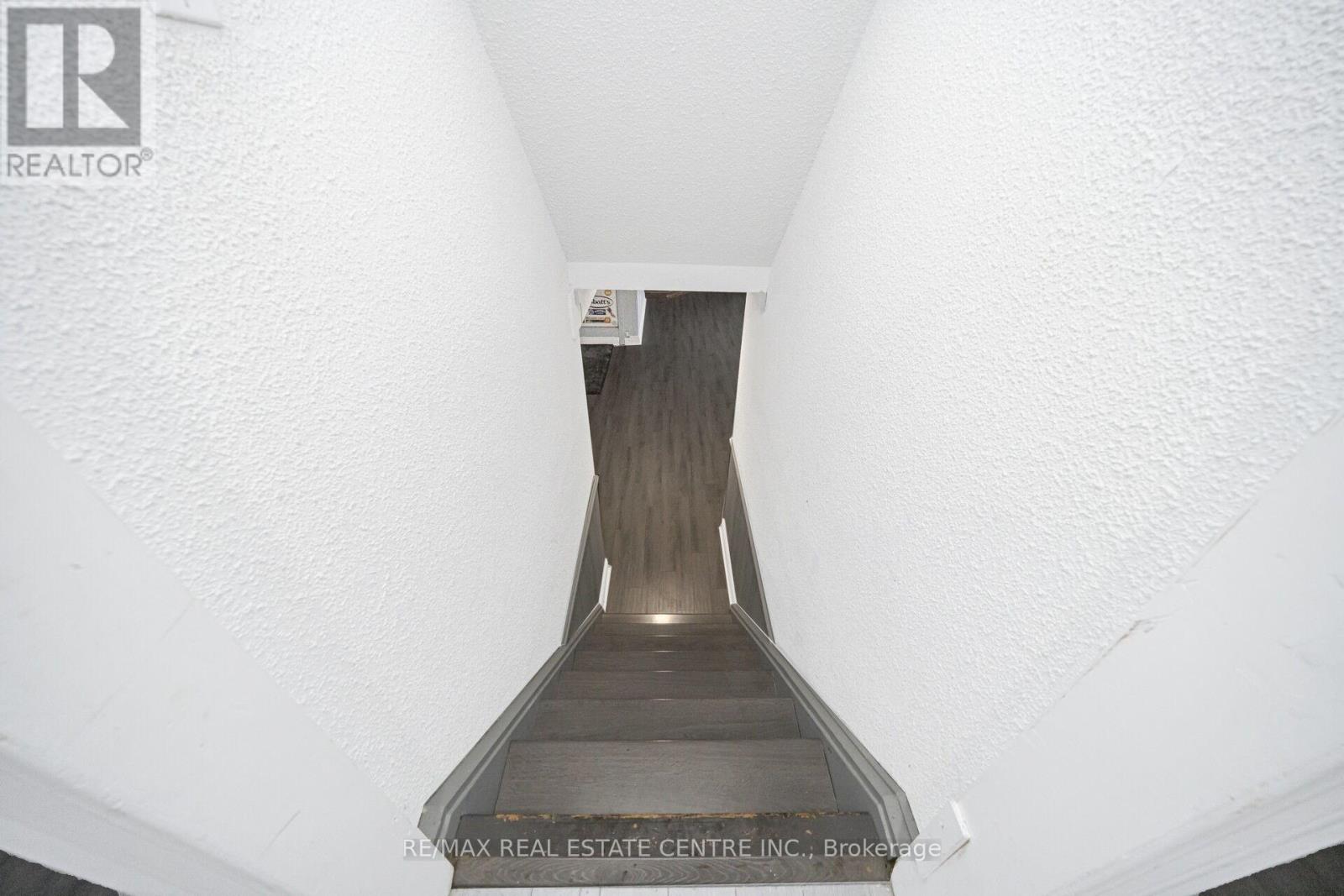 15095 Dixie Road, Caledon, Ontario  L7C 2N1 - Photo 38 - W12484271