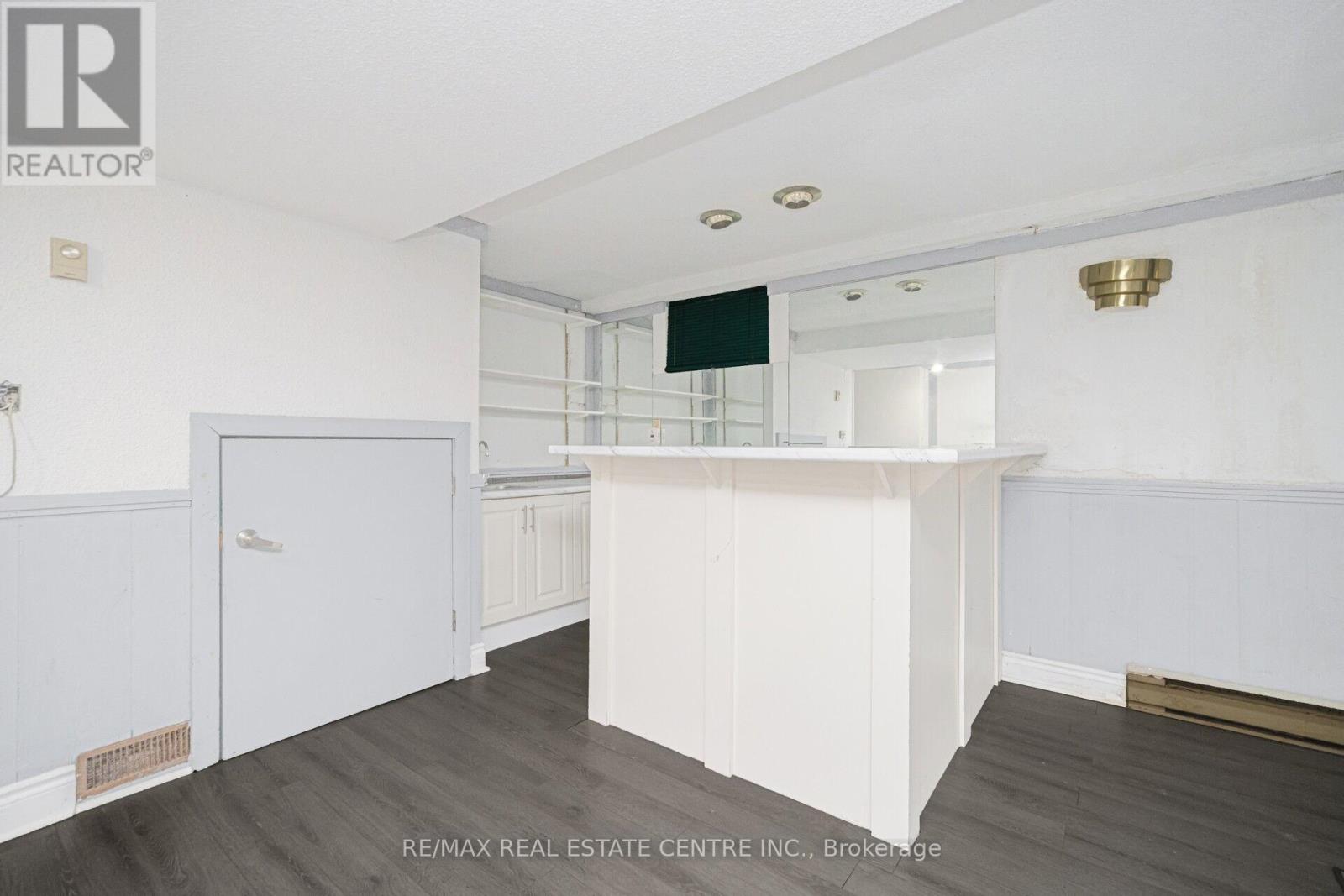 15095 Dixie Road, Caledon, Ontario  L7C 2N1 - Photo 43 - W12484271