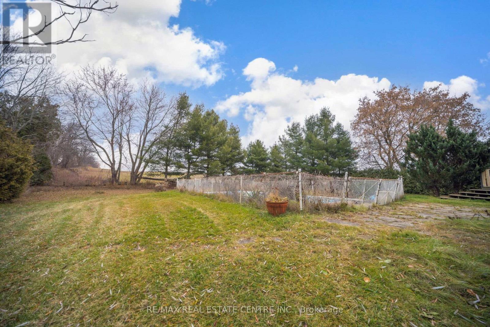 15095 Dixie Road, Caledon, Ontario  L7C 2N1 - Photo 44 - W12484271