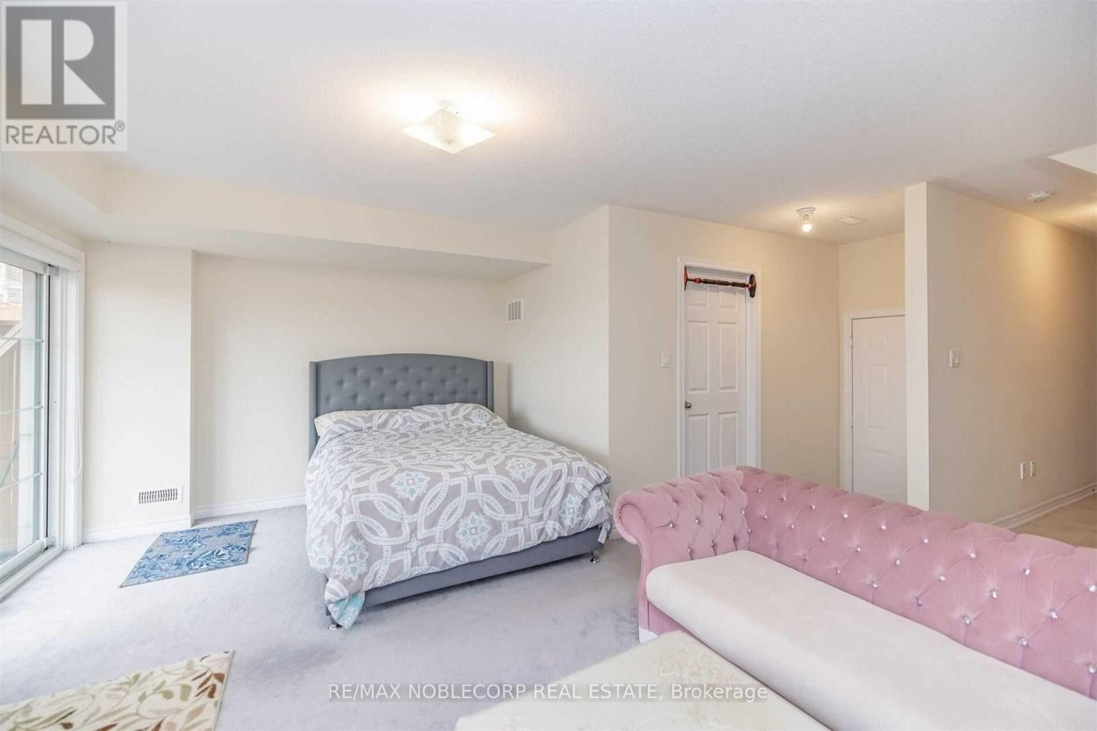 144 Sunset Terrace, Vaughan, Ontario  L4L 1A6 - Photo 24 - N12577826