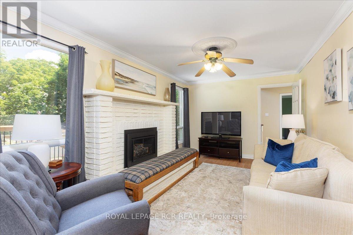 55 Valley Mills Road, East Gwillimbury, Ontario  L0G 1M0 - Photo 20 - N12577888