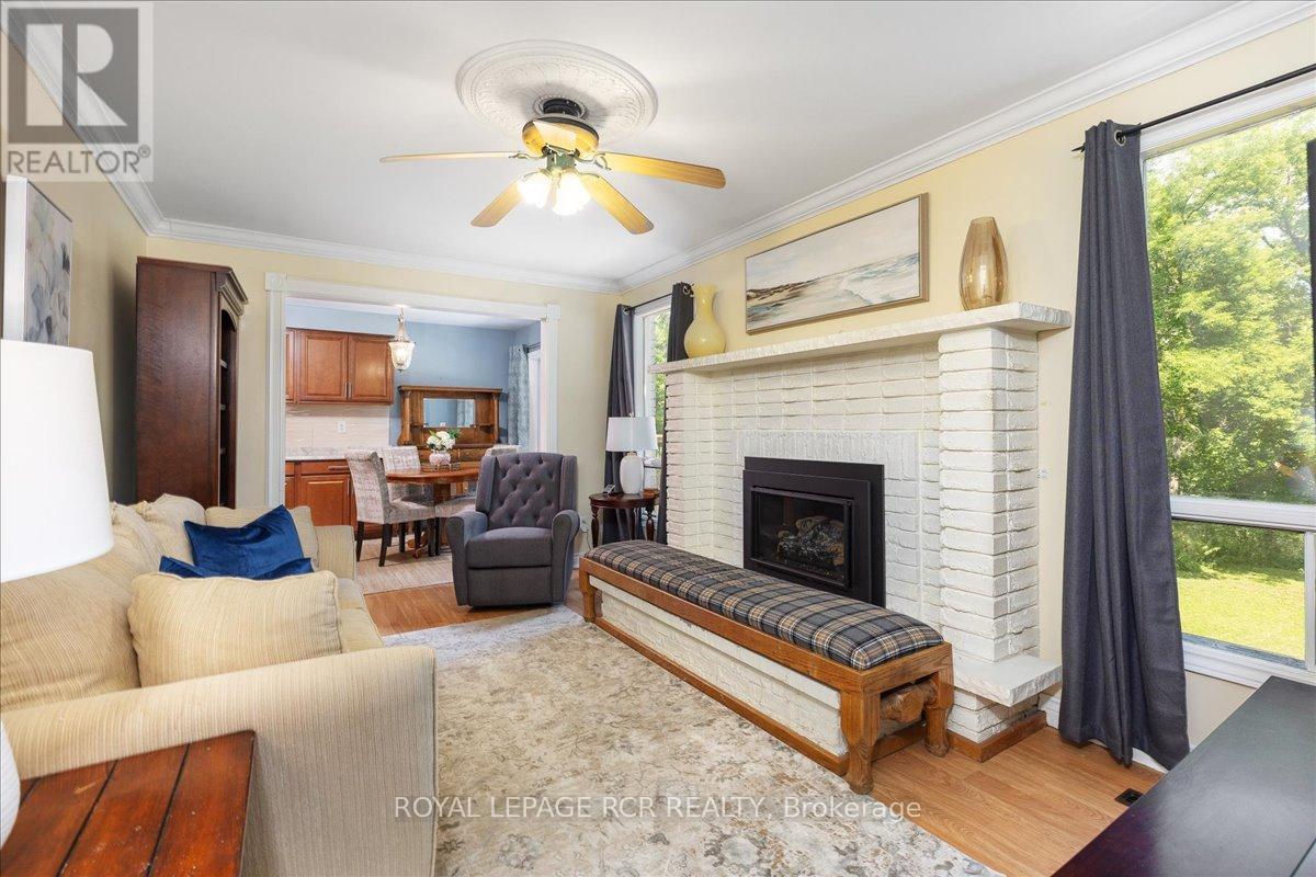 55 Valley Mills Road, East Gwillimbury, Ontario  L0G 1M0 - Photo 21 - N12577888