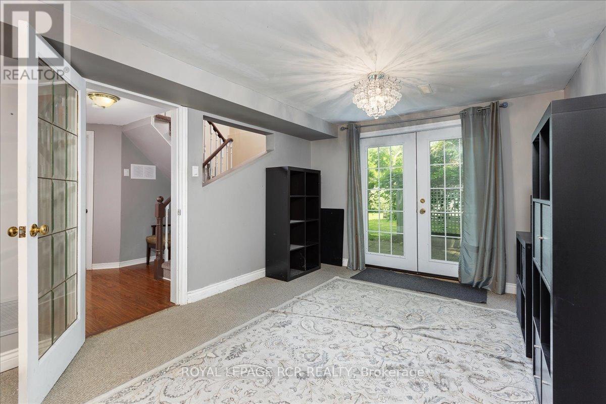 55 Valley Mills Road, East Gwillimbury, Ontario  L0G 1M0 - Photo 33 - N12577888