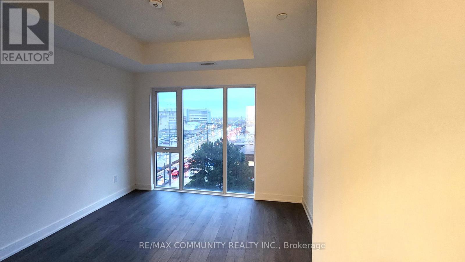 A511 - 705 Davis Drive, Newmarket, Ontario  L3Y 0J1 - Photo 9 - N12577984