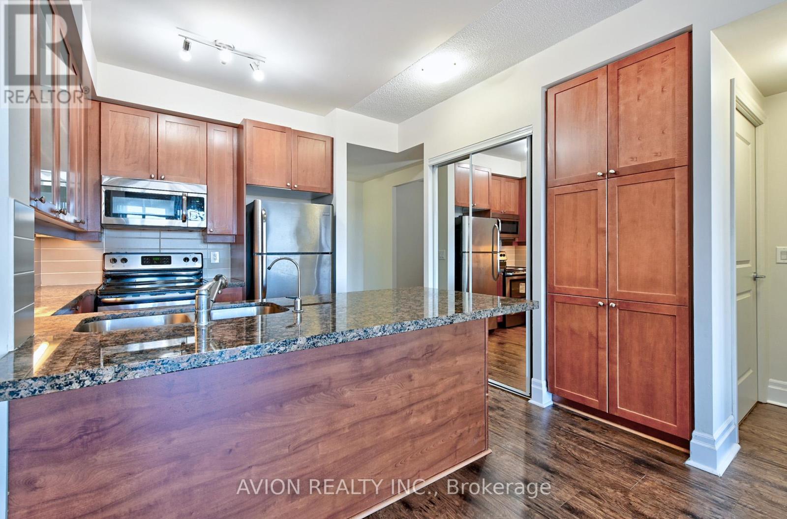 507 - 131 Upper Duke Crescent, Markham, Ontario  L6G 0C9 - Photo 11 - N12578004