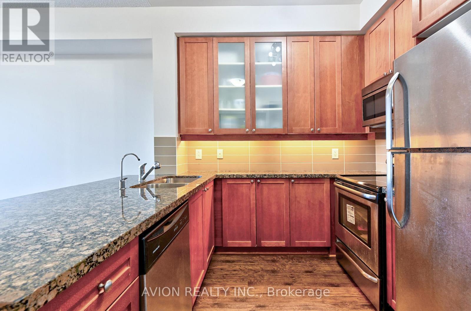 507 - 131 Upper Duke Crescent, Markham, Ontario  L6G 0C9 - Photo 7 - N12578004