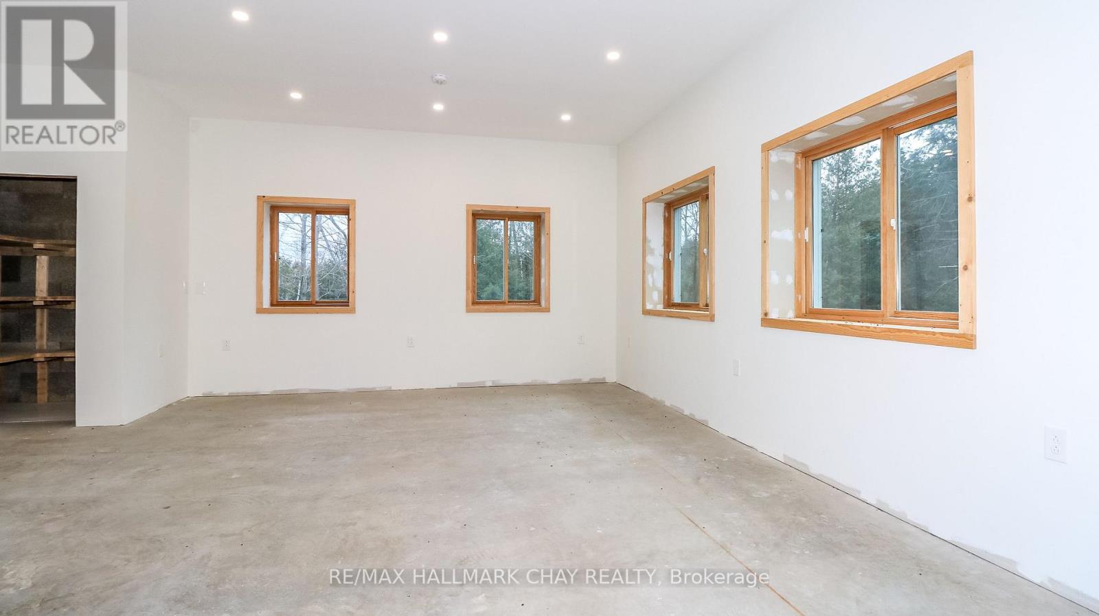 2576 Champlain Road, Tiny, Ontario  L9M 0C9 - Photo 11 - S12577892