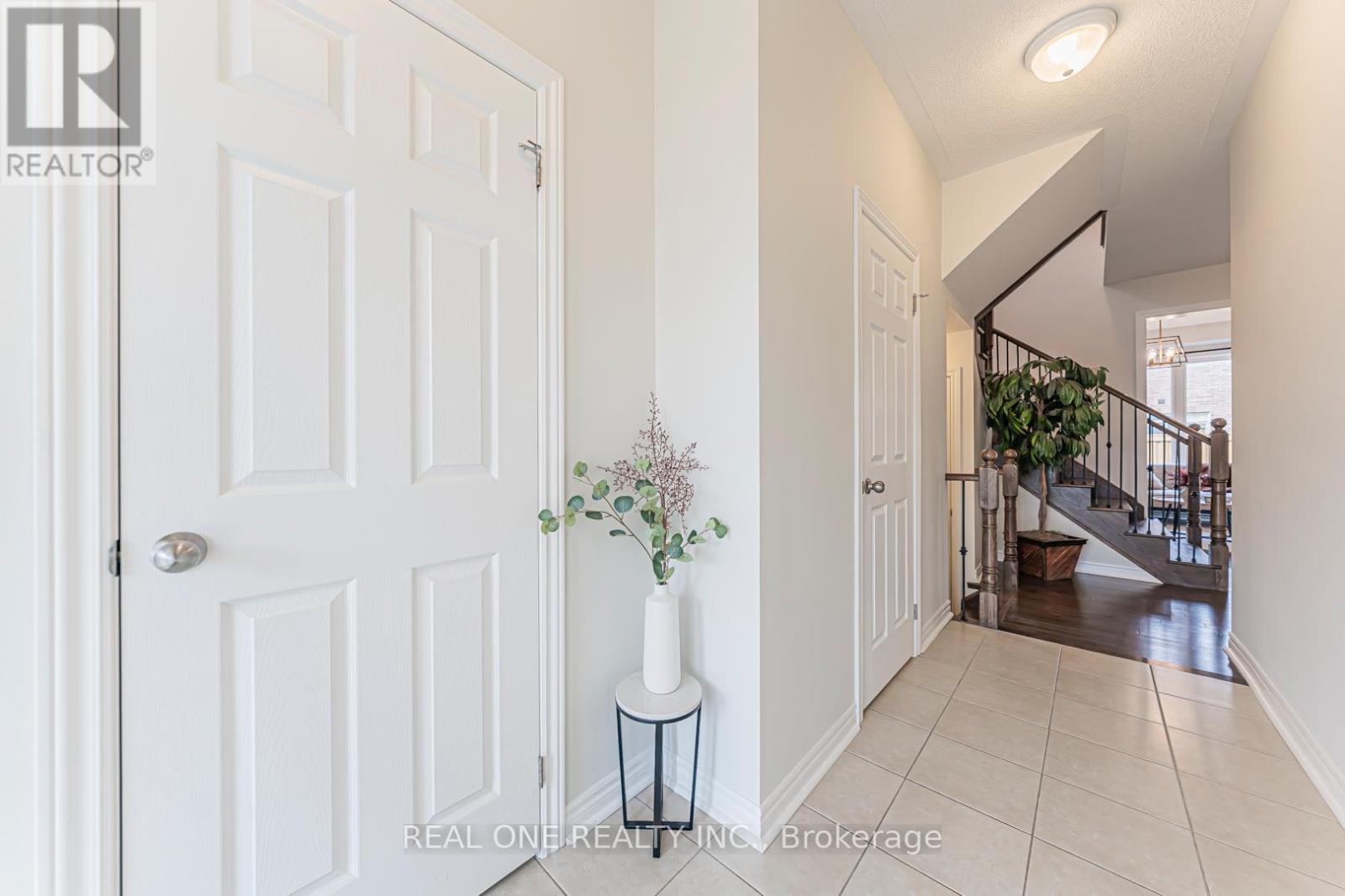 28 Kerr Street, Collingwood, Ontario  L9Y 4B6 - Photo 9 - S12577940