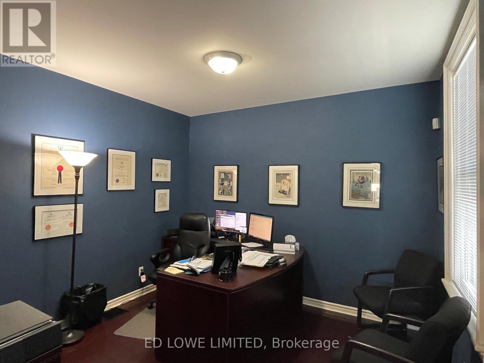 Ground Fl - 43 Worsley Street, Barrie, Ontario  L4M 1L7 - Photo 4 - S12577942