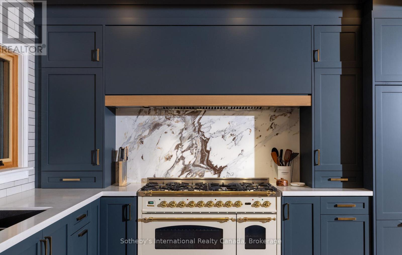 174 Timmons Street, Blue Mountains, Ontario  L9Y 0L9 - Photo 11 - X12578168