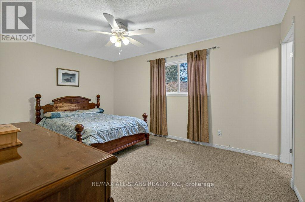 11 Grandview Drive, Kawartha Lakes, Ontario  K0L 2W0 - Photo 15 - X12578112