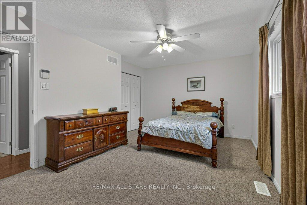 11 Grandview Drive, Kawartha Lakes, Ontario  K0L 2W0 - Photo 16 - X12578112