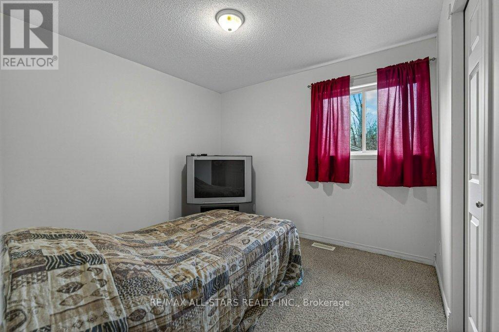 11 Grandview Drive, Kawartha Lakes, Ontario  K0L 2W0 - Photo 19 - X12578112