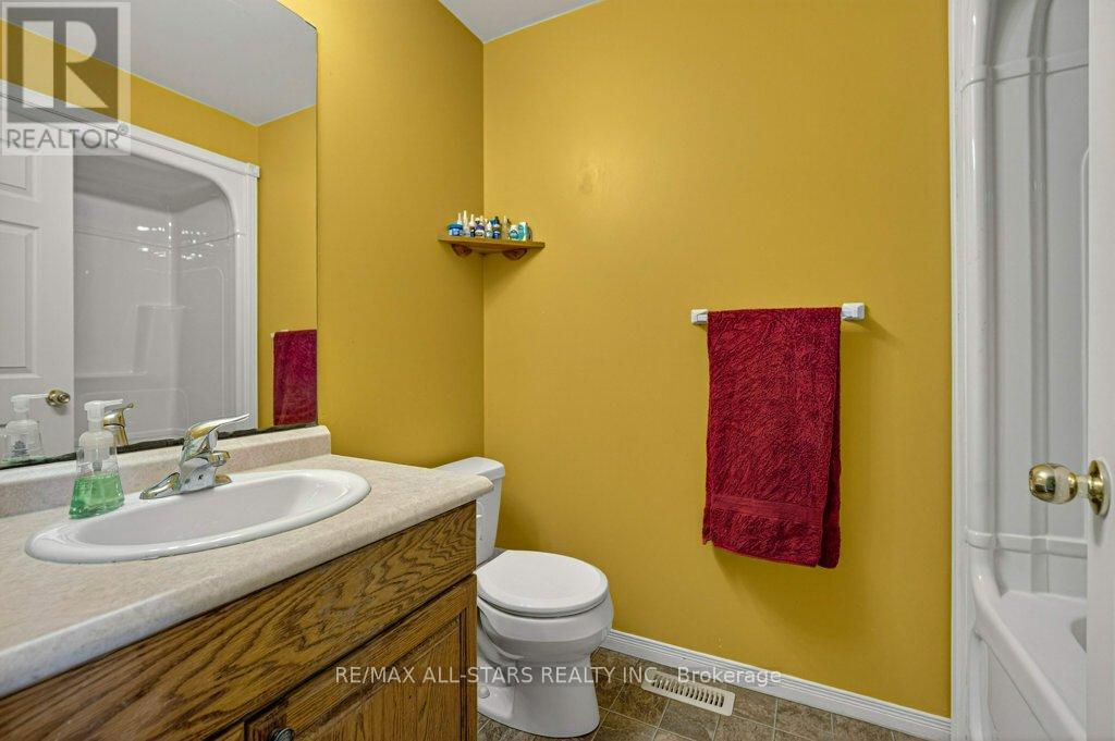 11 Grandview Drive, Kawartha Lakes, Ontario  K0L 2W0 - Photo 20 - X12578112