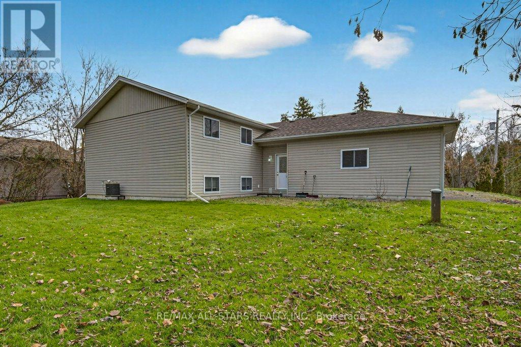 11 Grandview Drive, Kawartha Lakes, Ontario  K0L 2W0 - Photo 31 - X12578112