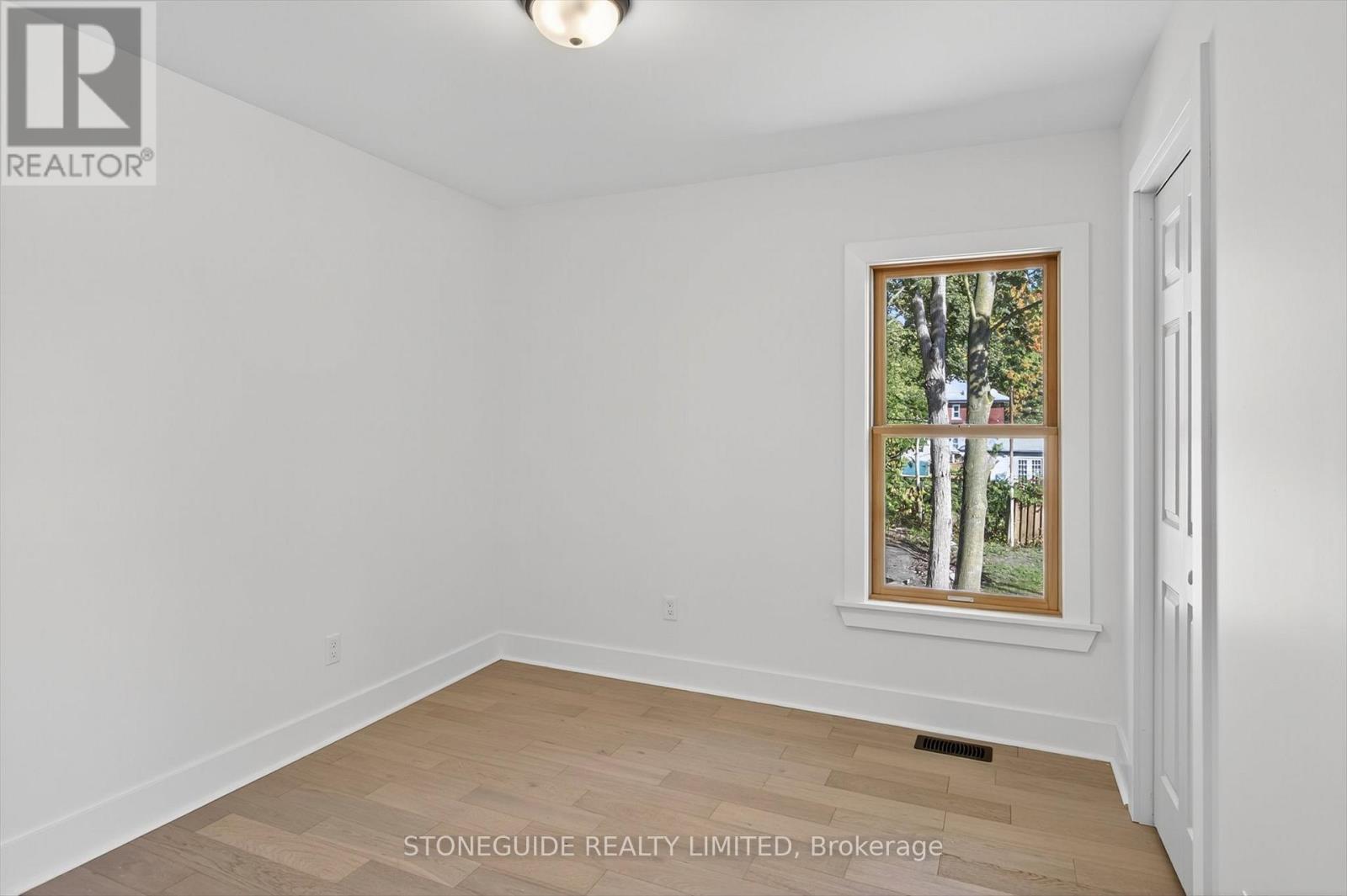 550 Bolivar Street, Peterborough, Ontario  K9J 4R8 - Photo 27 - X12578140