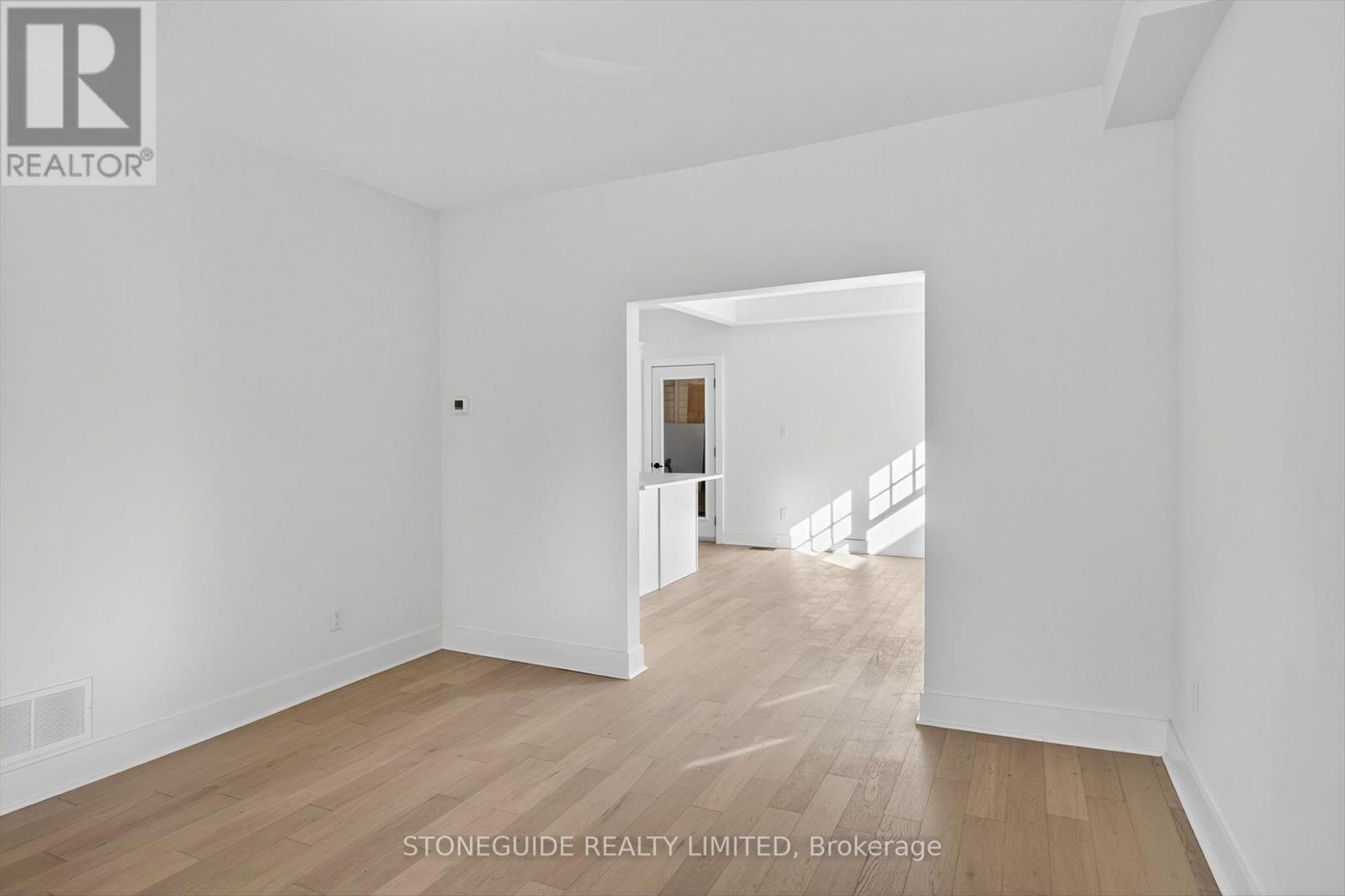 550 Bolivar Street, Peterborough, Ontario  K9J 4R8 - Photo 8 - X12578140