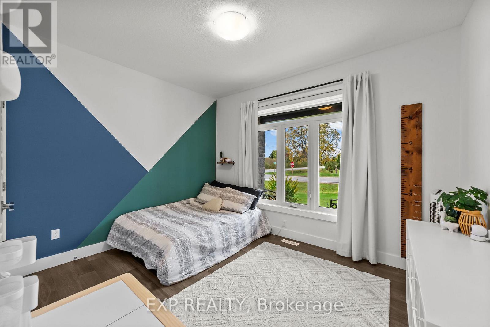 6572 Calvert Drive, Strathroy-Caradoc, Ontario  N7G 3H5 - Photo 17 - X12578098