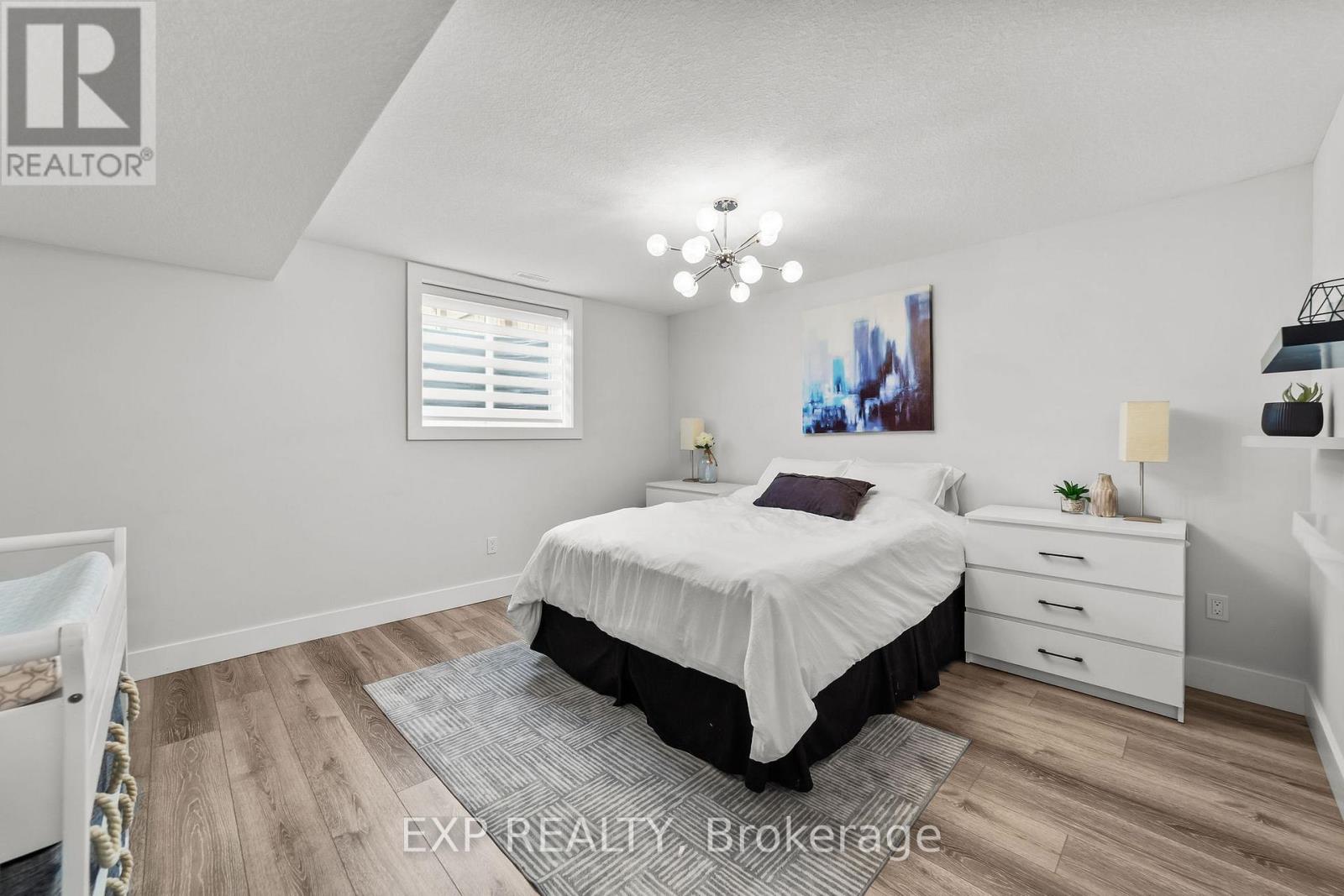 6572 Calvert Drive, Strathroy-Caradoc, Ontario  N7G 3H5 - Photo 28 - X12578098