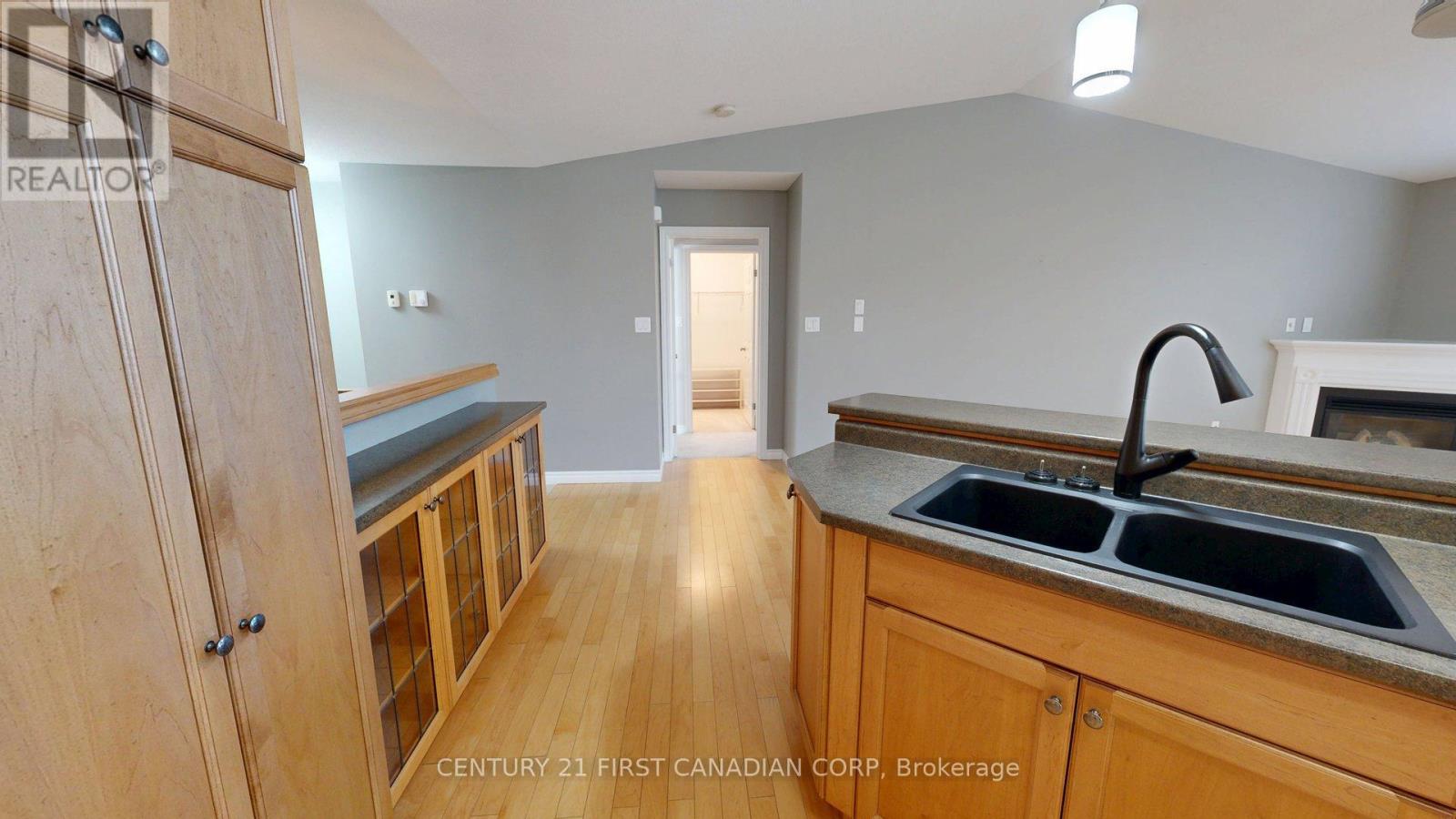 50 - 620 Thistlewood Drive, London North, Ontario  N5X 0A9 - Photo 14 - X12578152