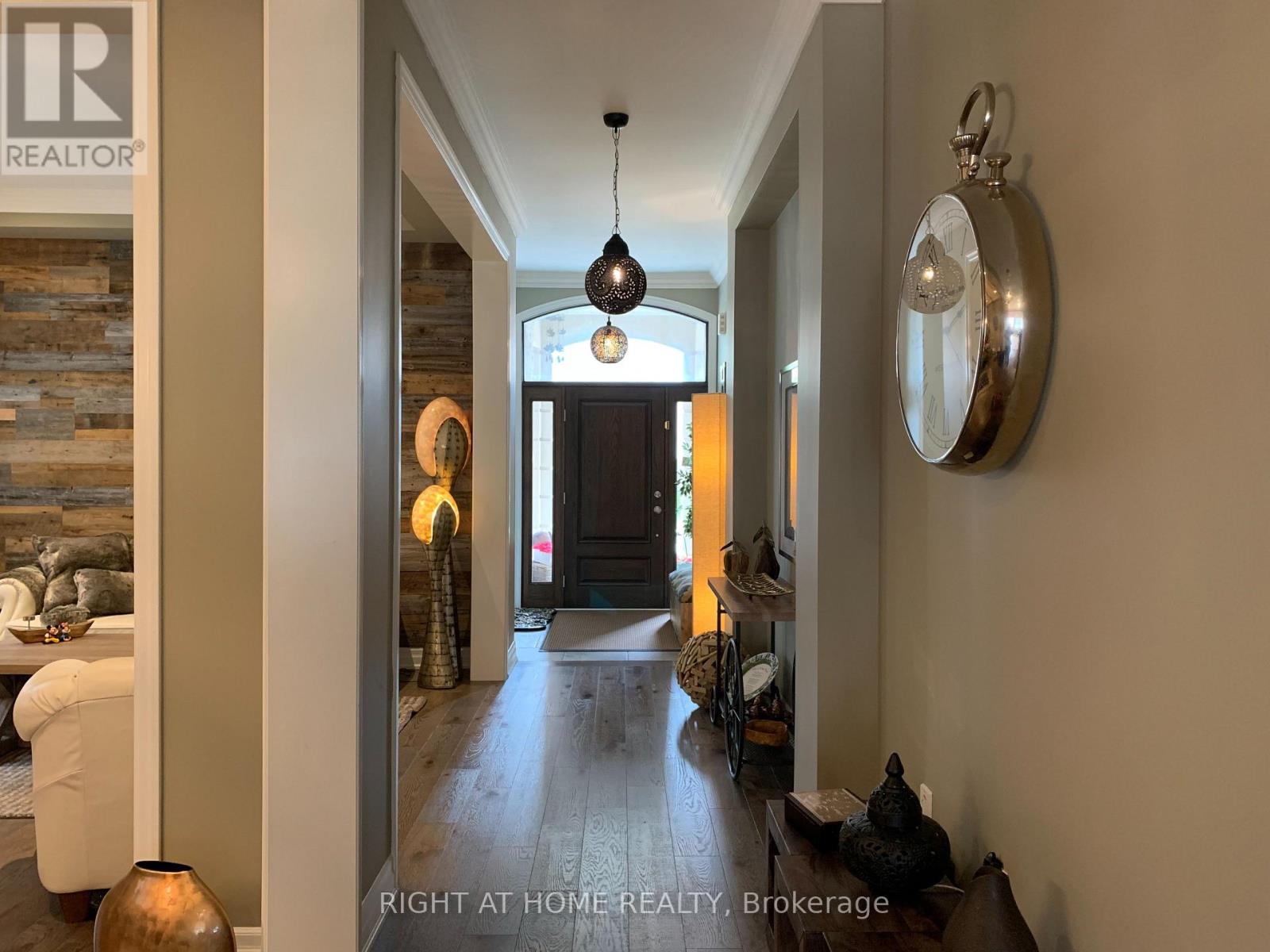 163 Magnolia Crescent, Oakville, Ontario  L6M 0Z8 - Photo 2 - W12577822