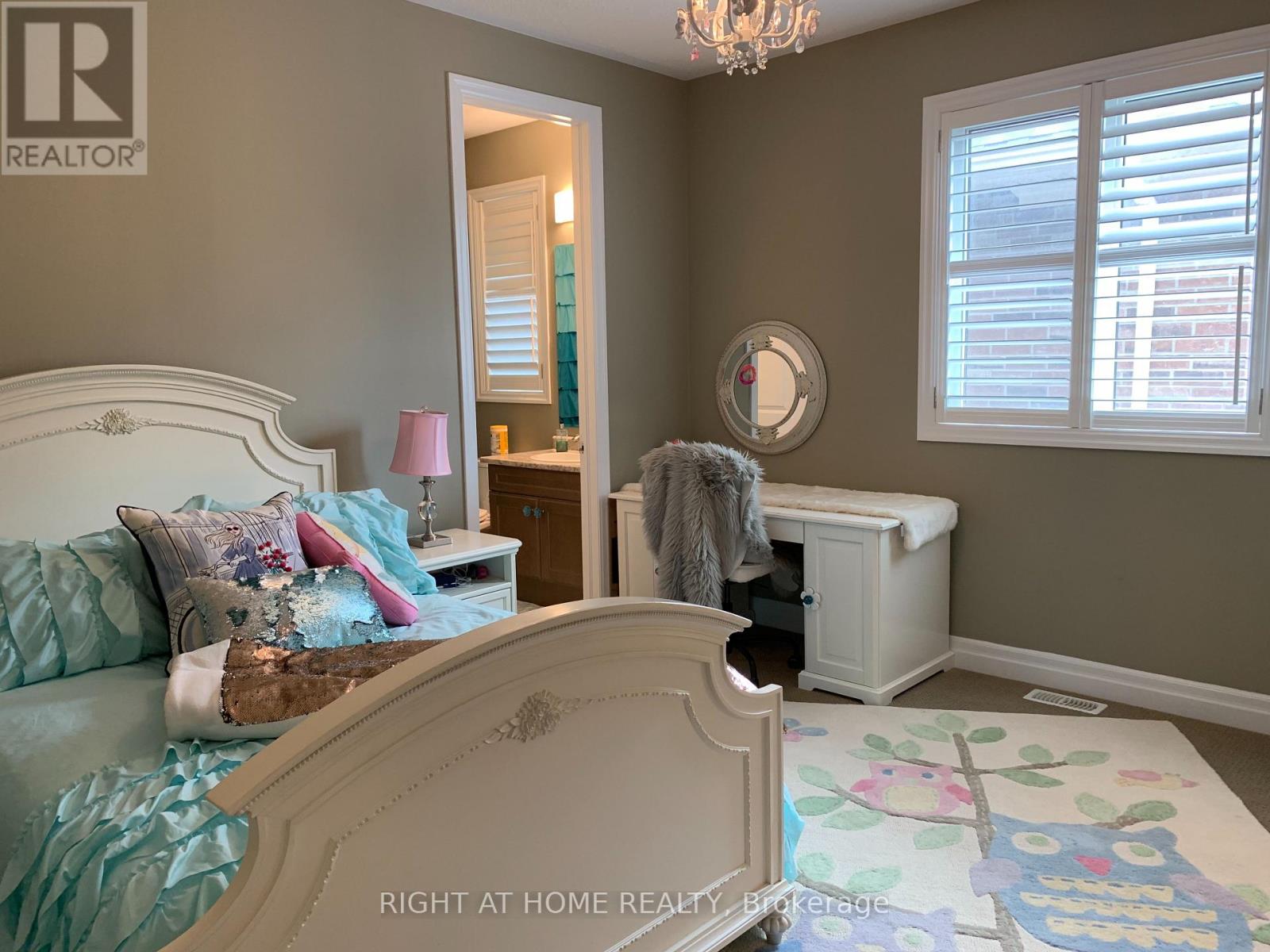 163 Magnolia Crescent, Oakville, Ontario  L6M 0Z8 - Photo 23 - W12577822