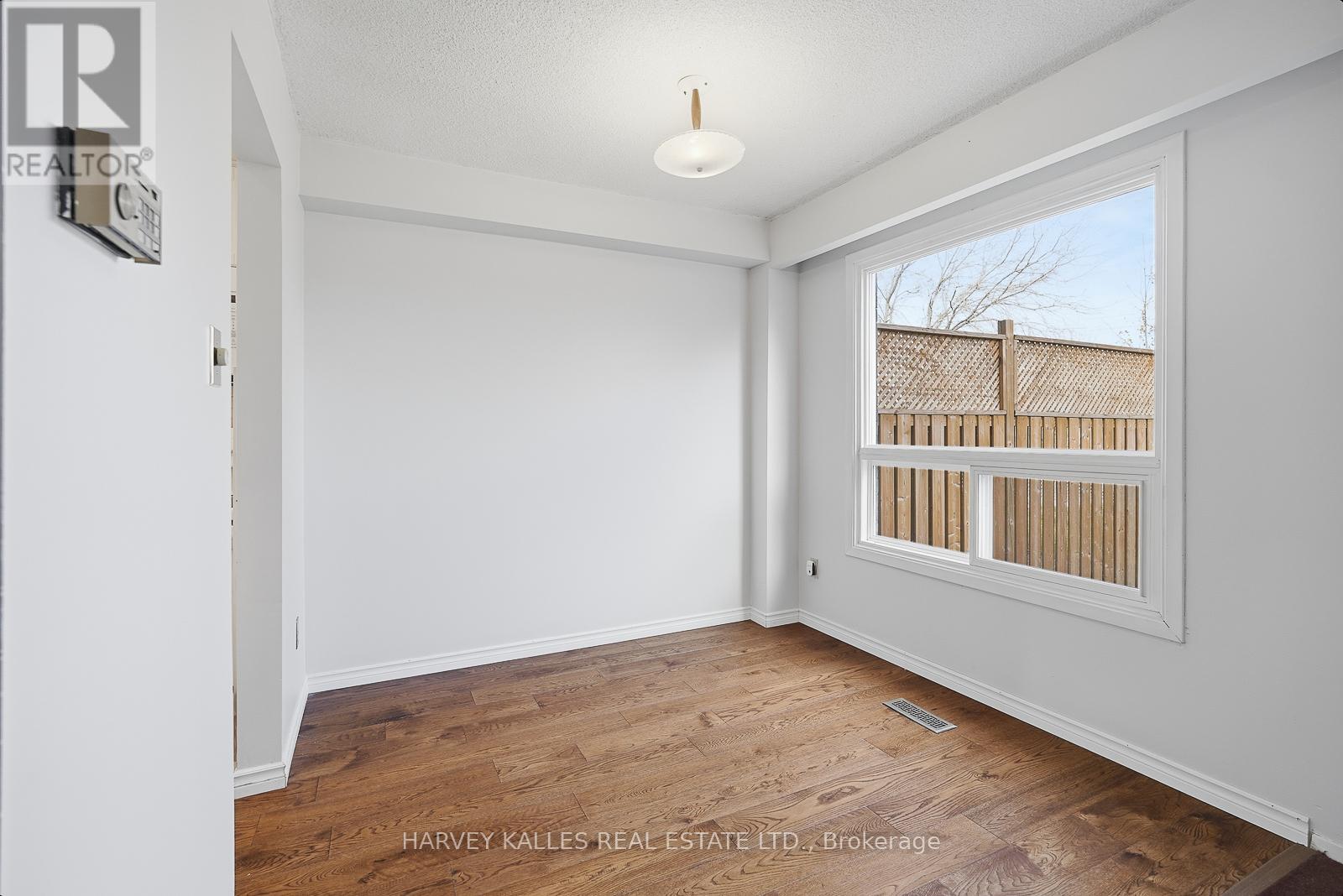 60 Skegby Road, Brampton, Ontario  L6V 2T9 - Photo 11 - W12577838