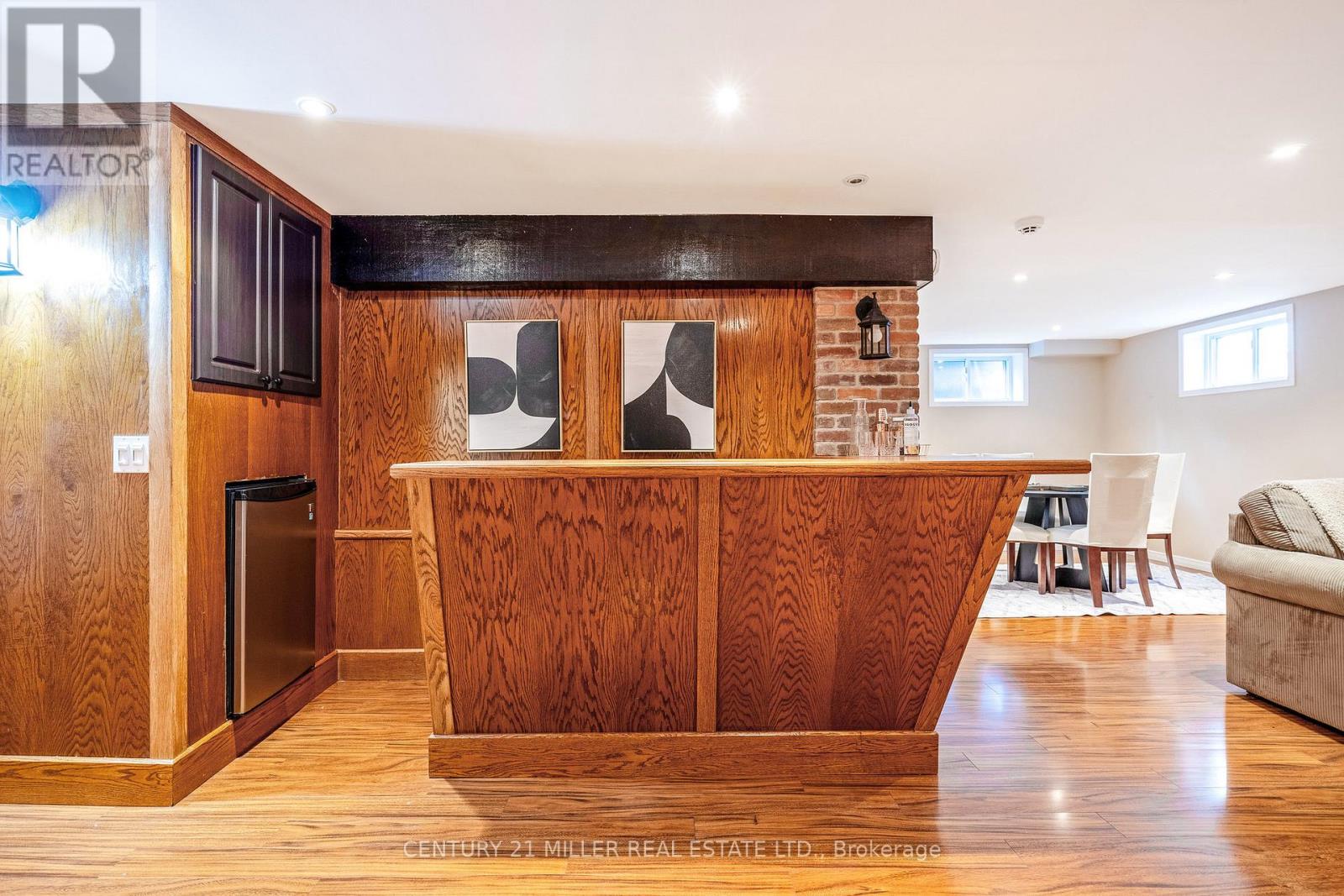 21 Townsend Avenue, Burlington, Ontario  L7T 1Y5 - Photo 29 - W12577840