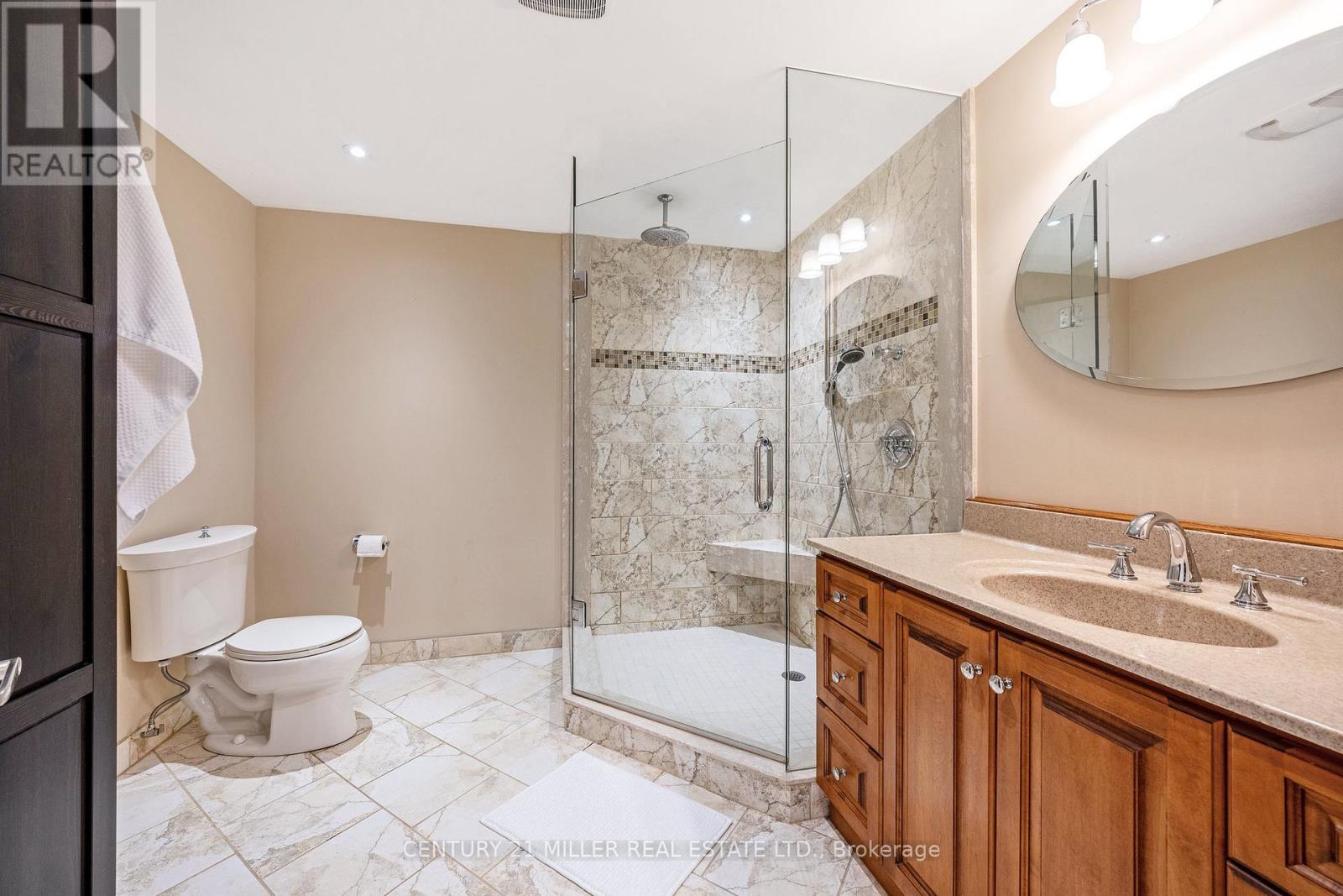 21 Townsend Avenue, Burlington, Ontario  L7T 1Y5 - Photo 38 - W12577840