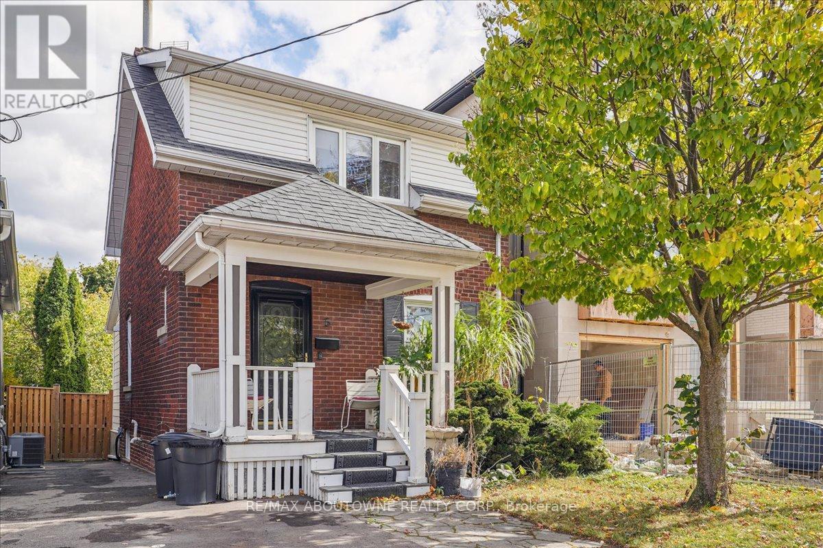 5 MILTON STREET, Toronto, Ontario