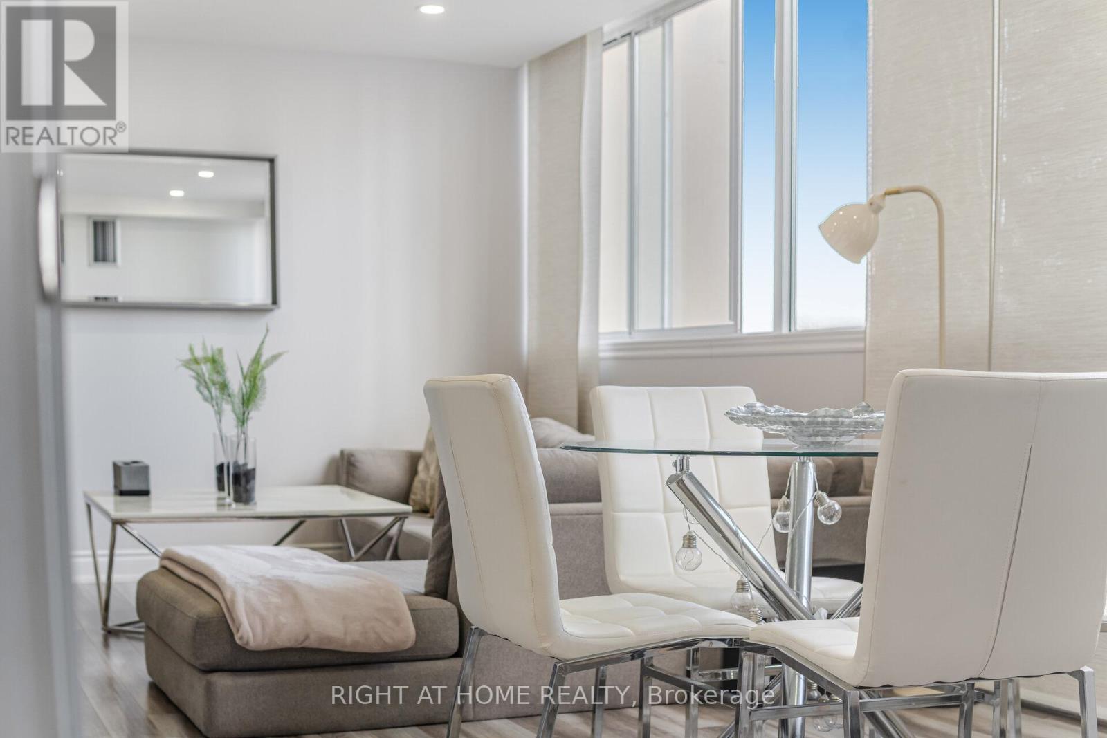 1209 - 3590 Kaneff Crescent, Mississauga, Ontario  L5A 3X3 - Photo 19 - W12577858