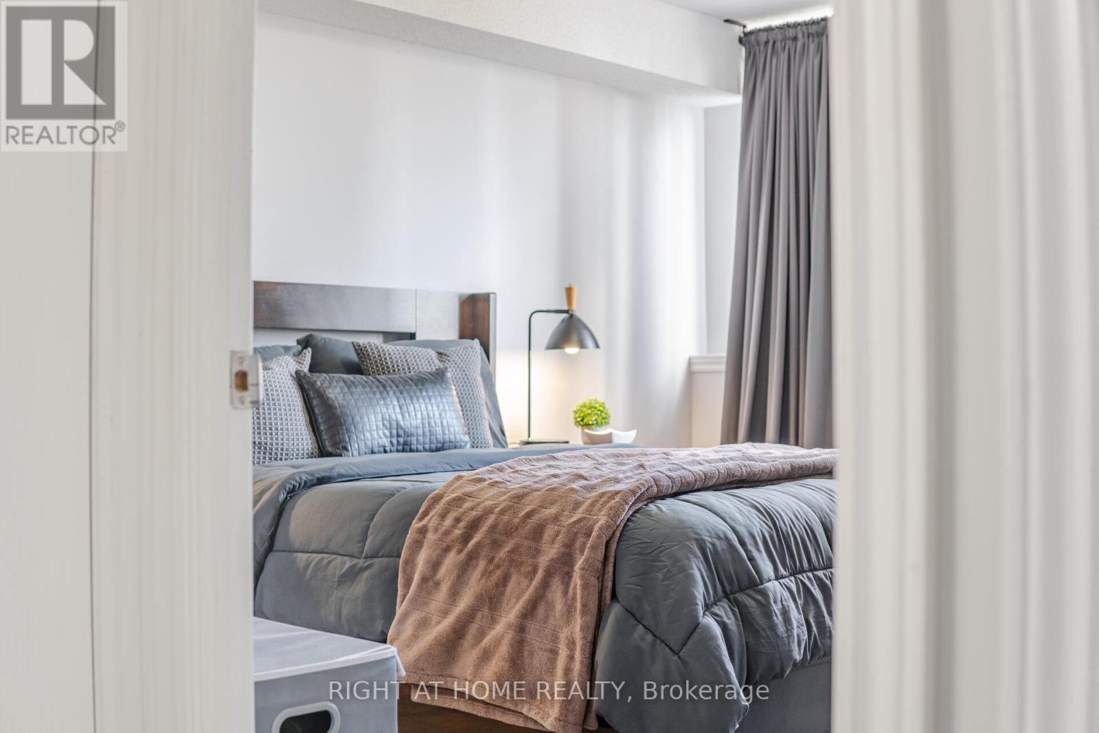 1209 - 3590 Kaneff Crescent, Mississauga, Ontario  L5A 3X3 - Photo 23 - W12577858