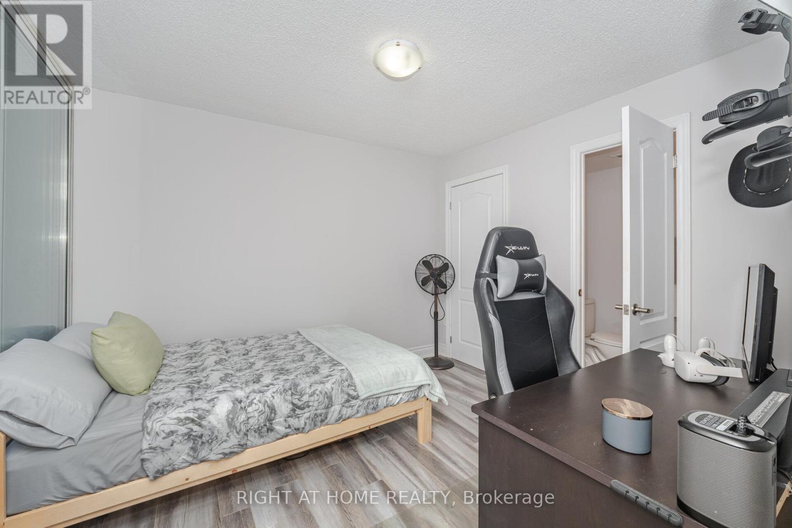 1209 - 3590 Kaneff Crescent, Mississauga, Ontario  L5A 3X3 - Photo 31 - W12577858